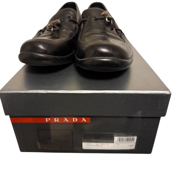 PRADA Authentic Nappa Women’s Black Leather Toggle Loafers Size 38.5 with Box - Picture 4 of 7